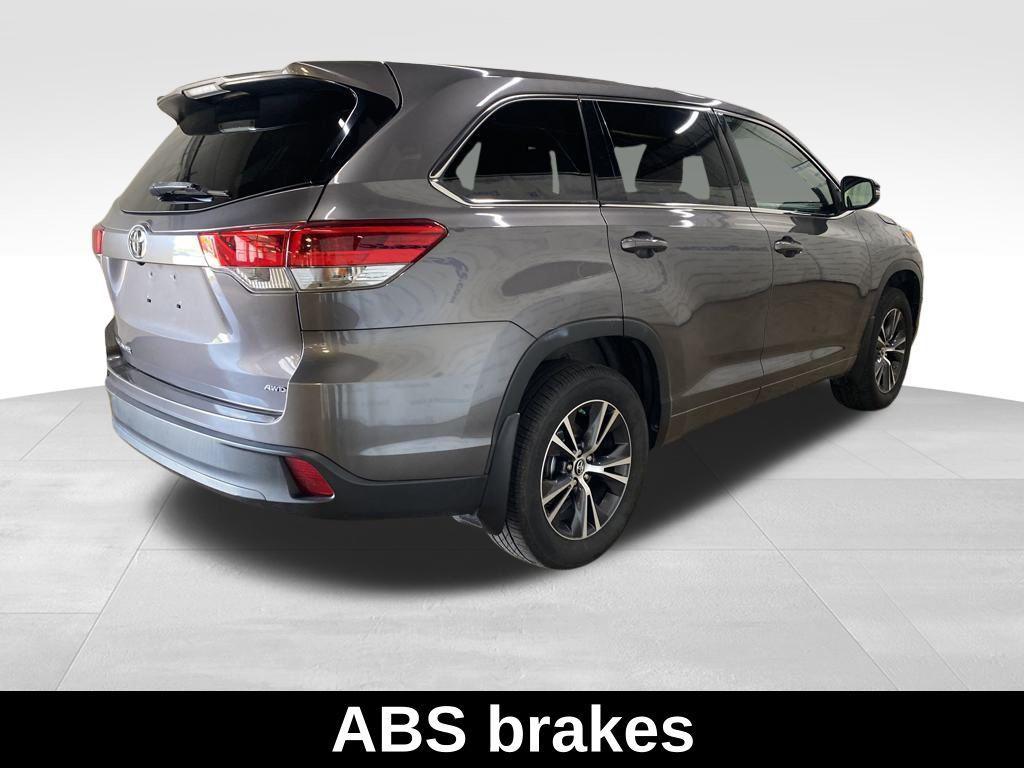 used 2018 Toyota Highlander car, priced at $14,182