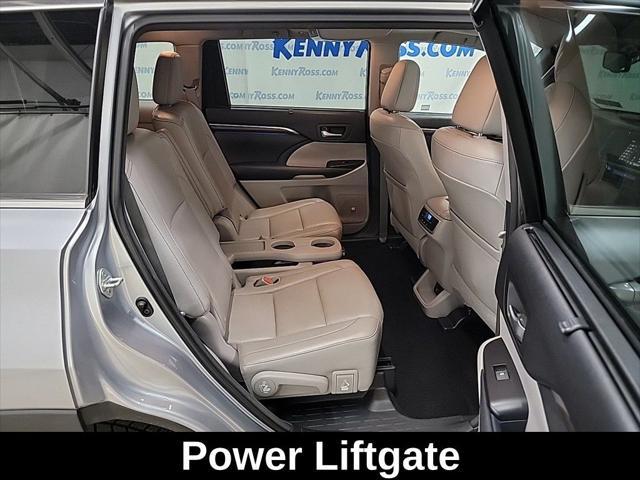 used 2015 Toyota Highlander car, priced at $18,500