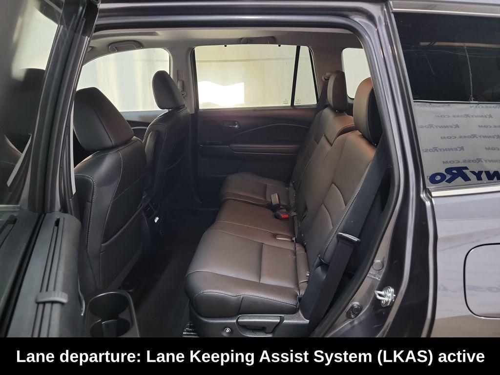 used 2021 Honda Pilot car, priced at $29,835