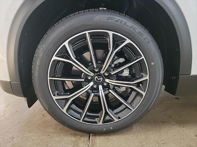 new 2025 Mazda CX-70 PHEV car, priced at $55,059