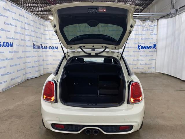 used 2016 MINI Hardtop car, priced at $11,555