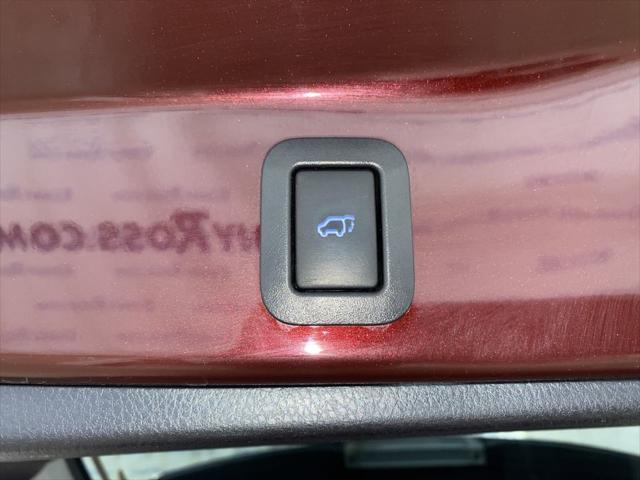 used 2018 Toyota Highlander car, priced at $24,448