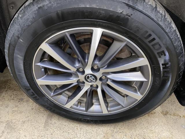 used 2018 Toyota Highlander car, priced at $24,448