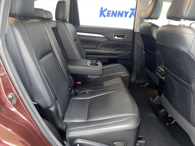 used 2018 Toyota Highlander car, priced at $24,448