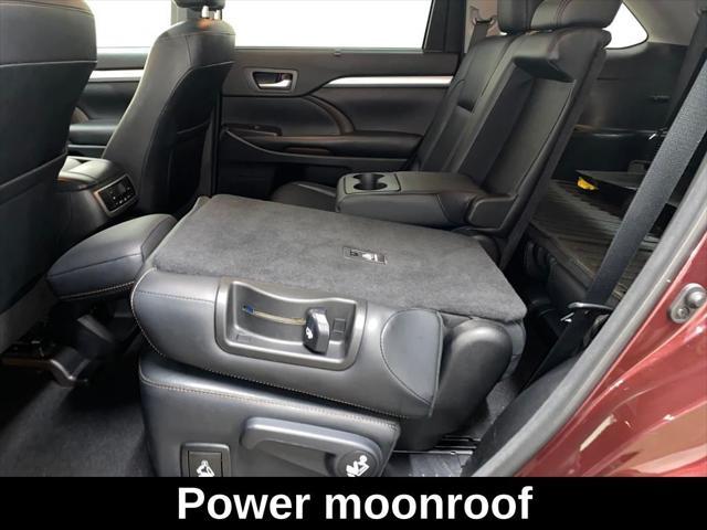used 2018 Toyota Highlander car, priced at $24,448