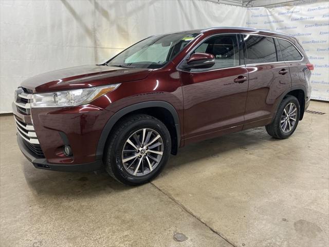 used 2018 Toyota Highlander car, priced at $24,448