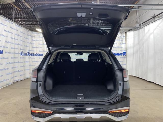 used 2023 Kia Sportage Hybrid car, priced at $31,794