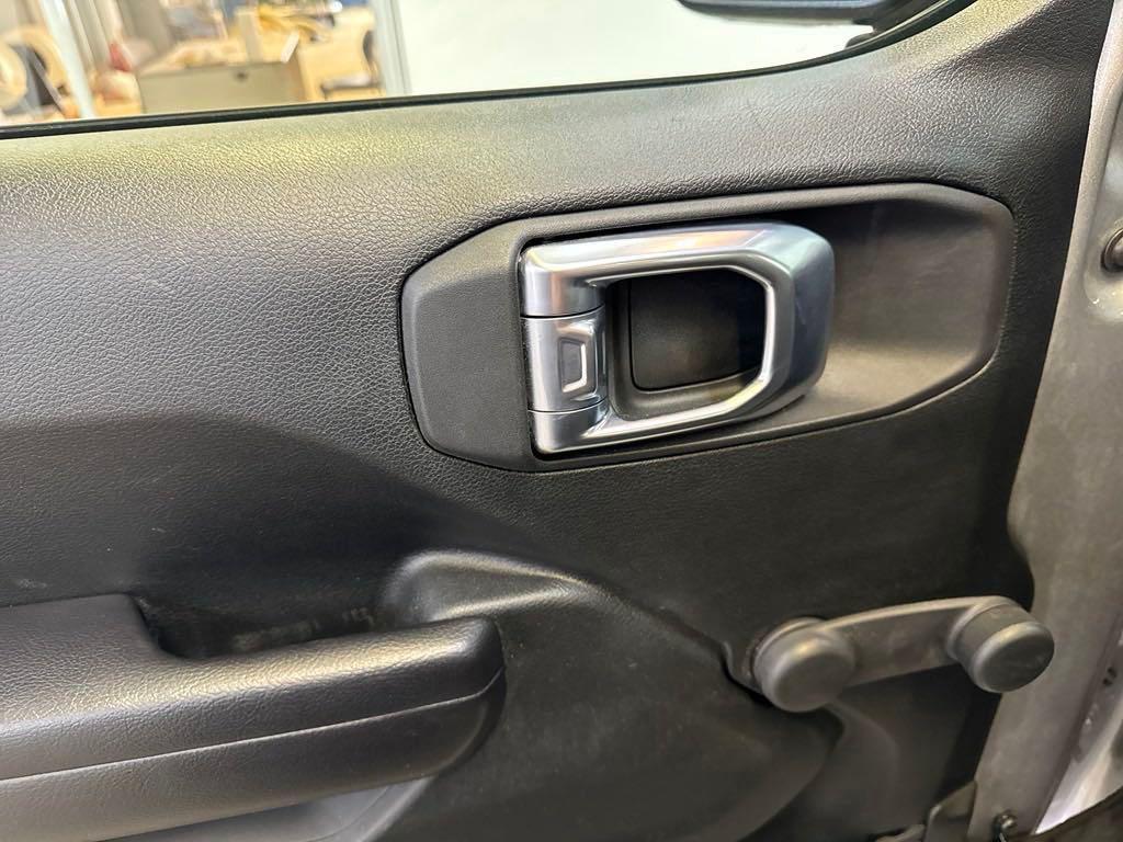 used 2021 Jeep Wrangler Unlimited car, priced at $30,007