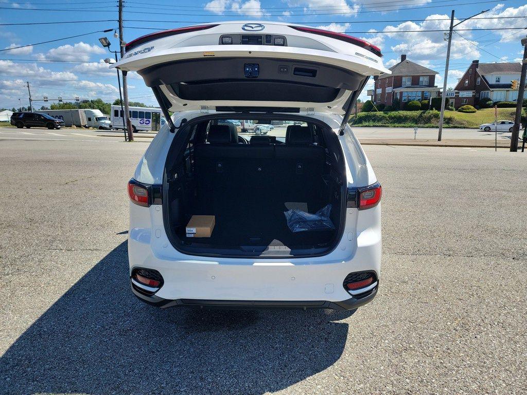 new 2025 Mazda CX-70 car, priced at $48,047