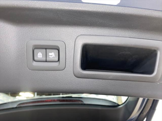 used 2025 Mazda CX-70 car, priced at $47,509