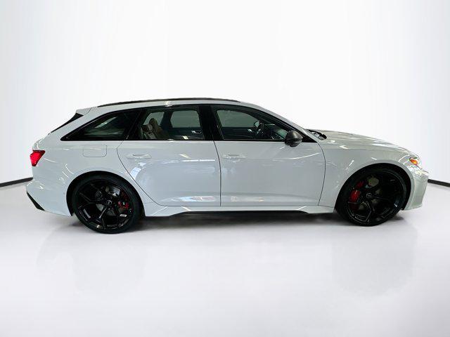 new 2025 Audi RS 6 Avant car, priced at $135,722