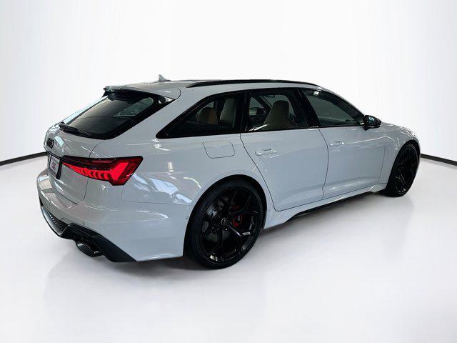 new 2025 Audi RS 6 Avant car, priced at $135,722