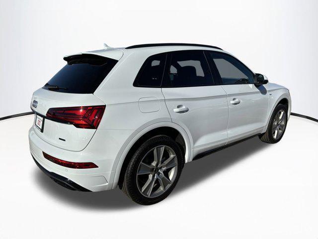 new 2025 Audi Q5 car, priced at $47,881