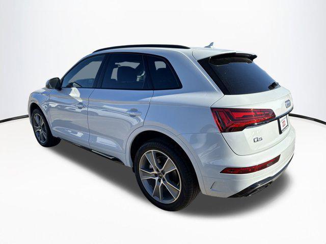 new 2025 Audi Q5 car, priced at $47,881