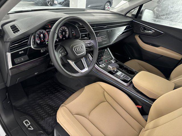 new 2025 Audi Q7 car, priced at $71,151