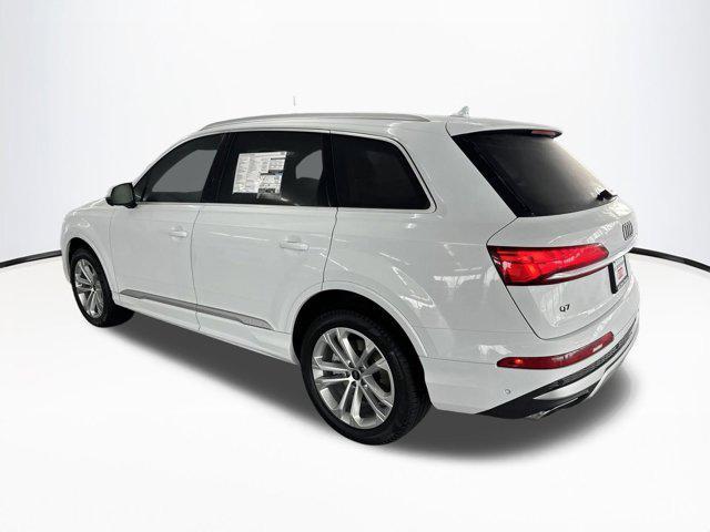 new 2025 Audi Q7 car, priced at $71,151