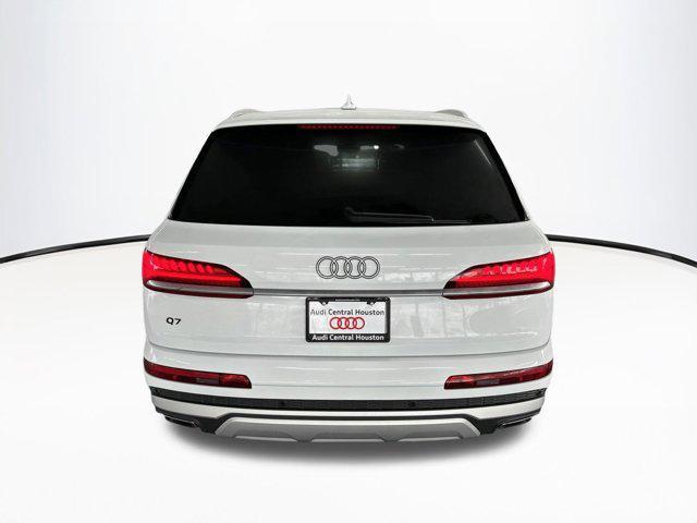 new 2025 Audi Q7 car, priced at $71,151