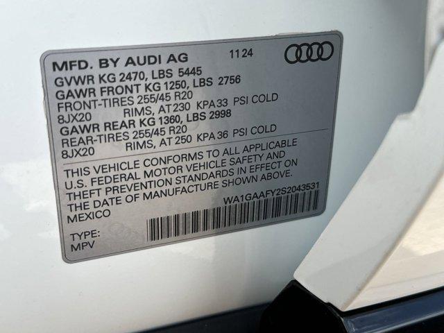 new 2025 Audi Q5 car, priced at $47,641