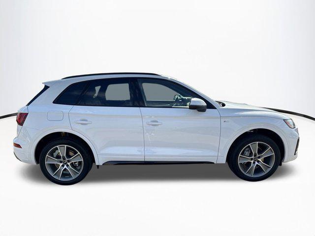 new 2025 Audi Q5 car, priced at $47,641