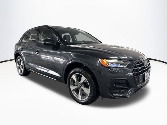 new 2025 Audi Q5 car, priced at $45,221