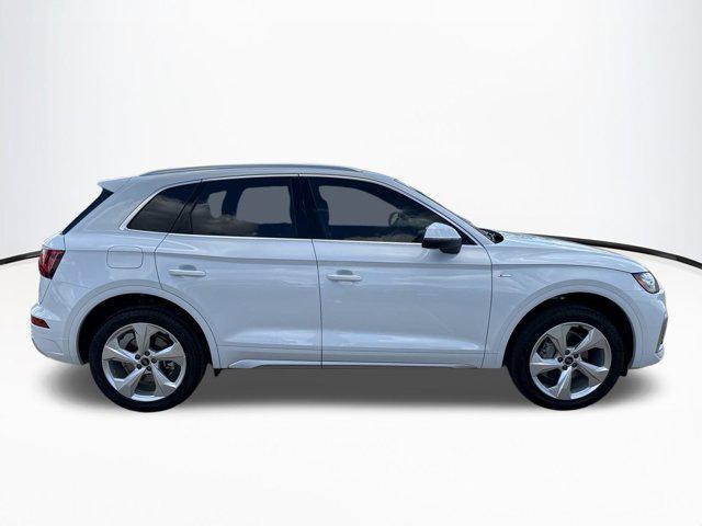 new 2025 Audi Q5 car, priced at $58,085