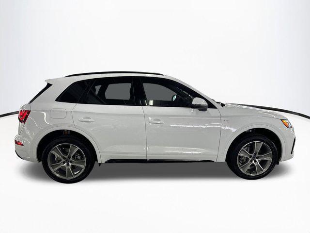 new 2025 Audi Q5 car, priced at $47,351