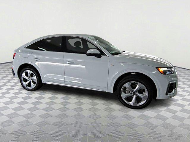 new 2025 Audi Q5 car, priced at $56,731