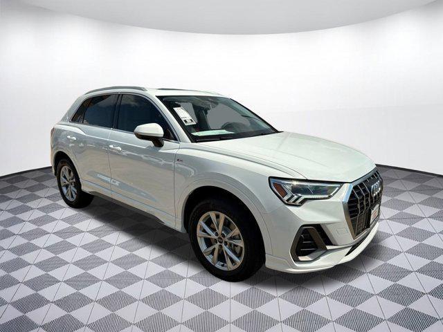 new 2025 Audi Q3 car, priced at $40,701