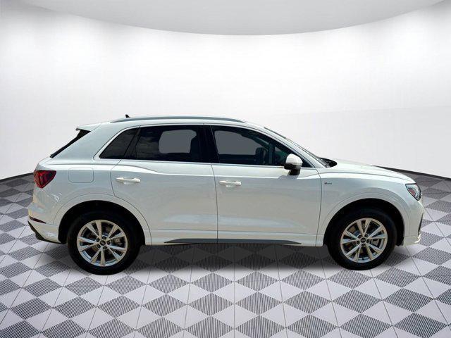 new 2025 Audi Q3 car, priced at $40,701