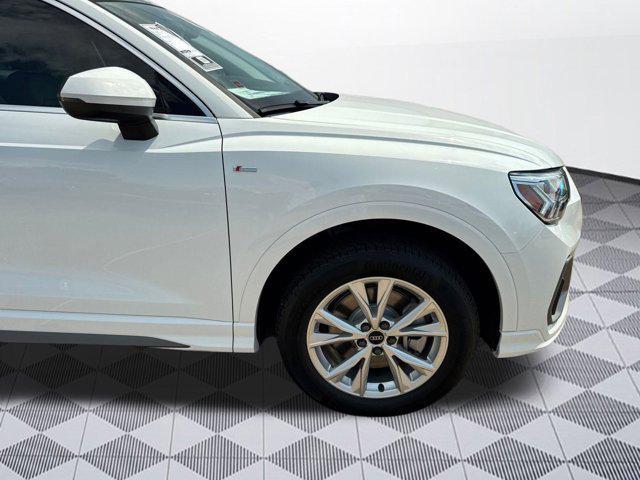 new 2025 Audi Q3 car, priced at $40,701