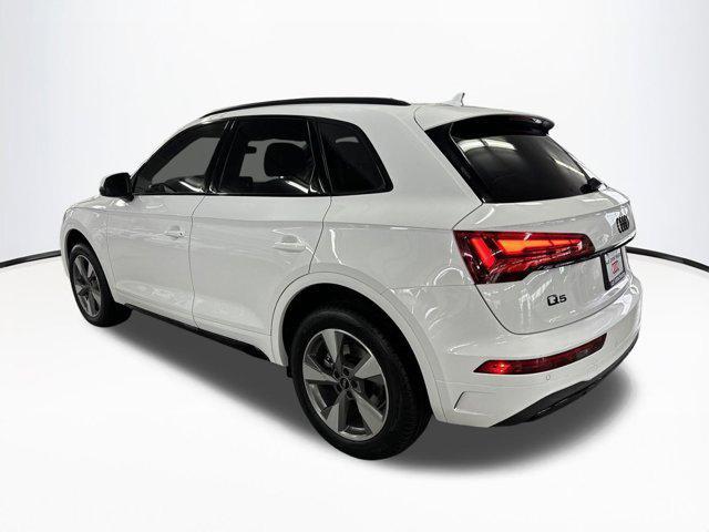 new 2025 Audi Q5 car, priced at $45,001