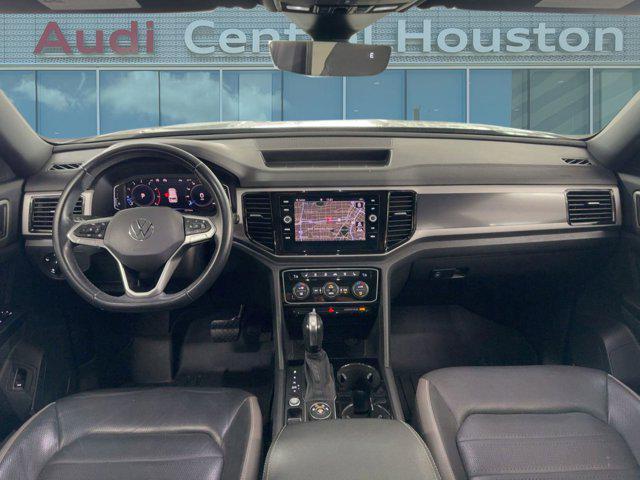 used 2020 Volkswagen Atlas Cross Sport car, priced at $15,999