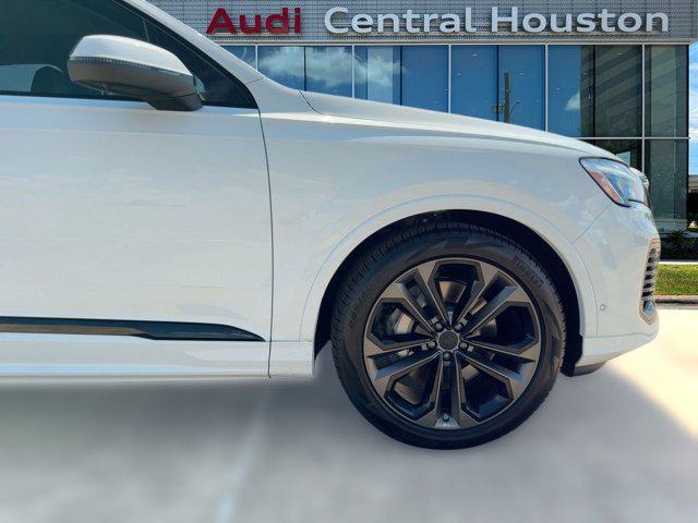 new 2026 Audi Q7 car, priced at $72,321