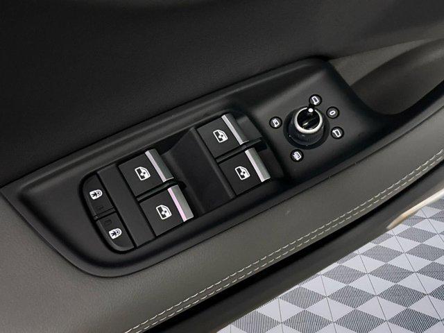 new 2025 Audi Q7 car, priced at $68,731