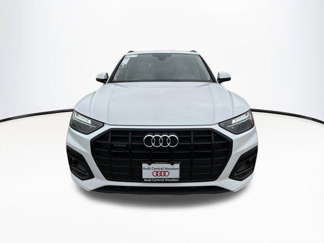 new 2025 Audi Q5 car, priced at $47,061