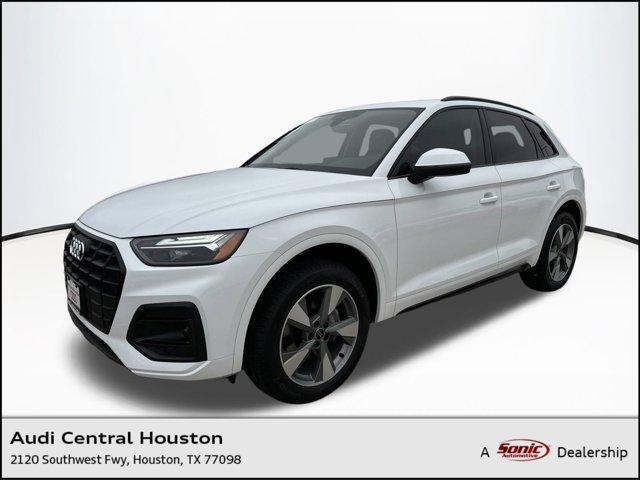 new 2025 Audi Q5 car, priced at $47,061