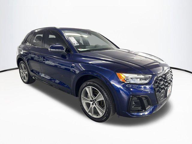 new 2025 Audi Q5 car, priced at $47,881