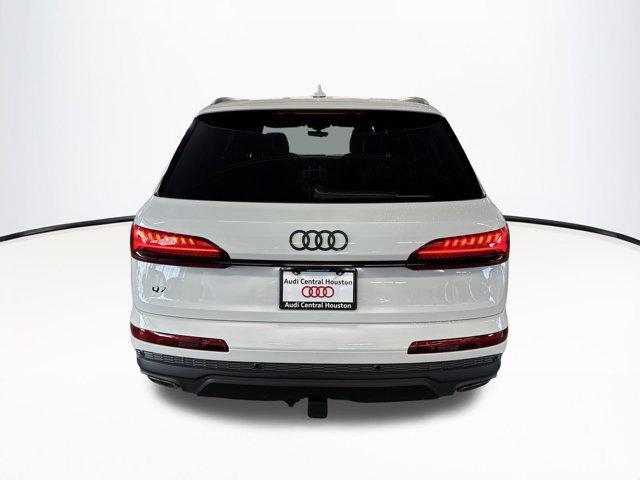 new 2025 Audi Q7 car, priced at $73,941