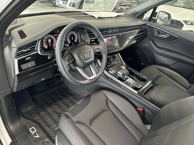 new 2025 Audi Q7 car, priced at $73,941