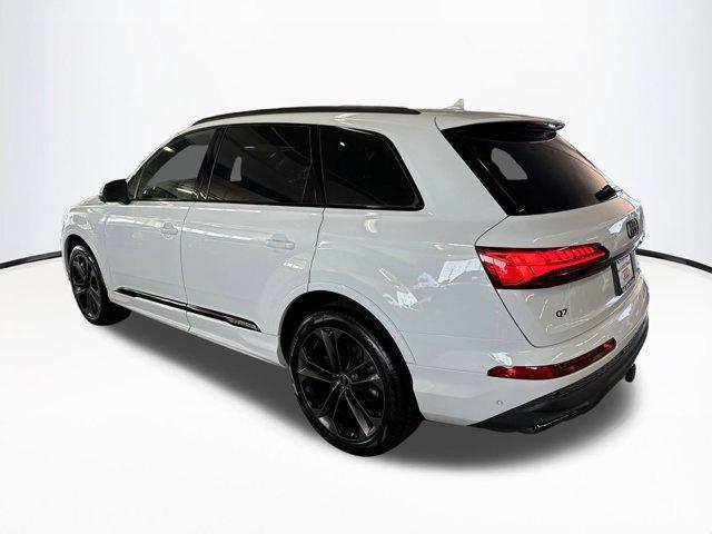 new 2025 Audi Q7 car, priced at $73,941