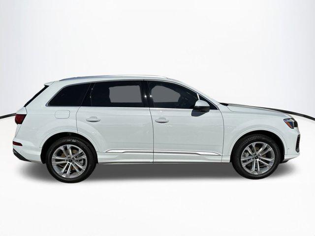 new 2025 Audi Q7 car, priced at $68,221