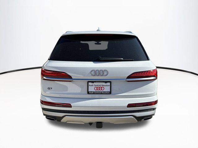 new 2025 Audi Q7 car, priced at $68,221