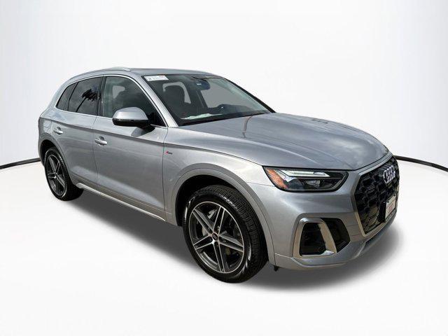 new 2025 Audi Q5 car, priced at $60,732