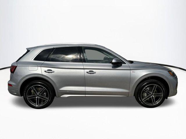 new 2025 Audi Q5 car, priced at $60,732