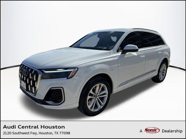 new 2025 Audi Q7 car, priced at $70,451