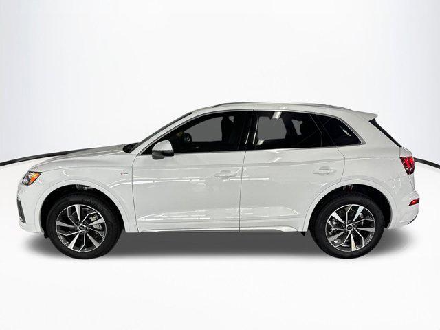 new 2024 Audi Q5 car, priced at $48,621