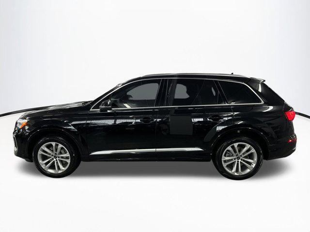 new 2025 Audi Q7 car, priced at $71,731