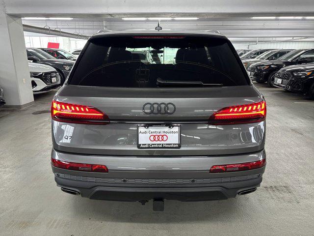 new 2025 Audi Q7 car, priced at $70,051