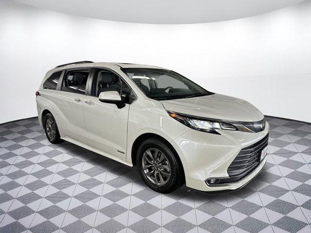 used 2021 Toyota Sienna car, priced at $36,498