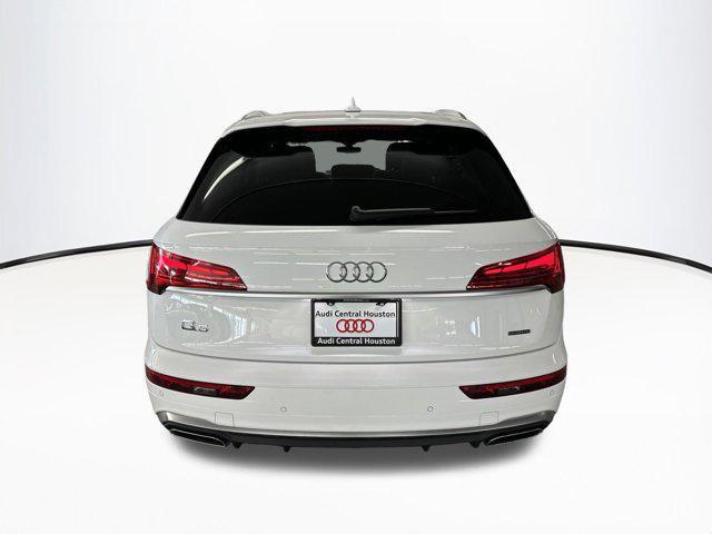 new 2025 Audi Q5 car, priced at $62,205